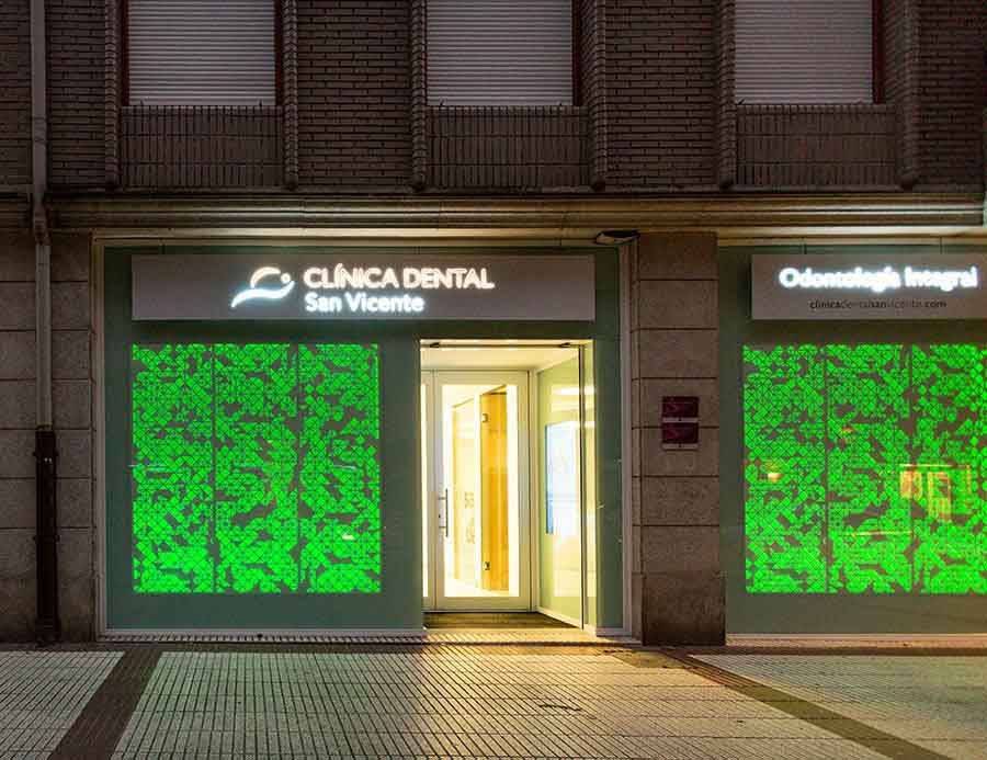 fachada clínica dental